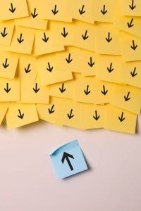 چرا در بعضی روابط، یکی از طرفین همیشه به دنبال تایید است؟ 19 نکته